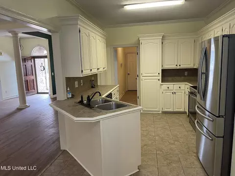 Kitchen - 362 Mallory Dr, Byram, MS 39272 photo 1 of 2