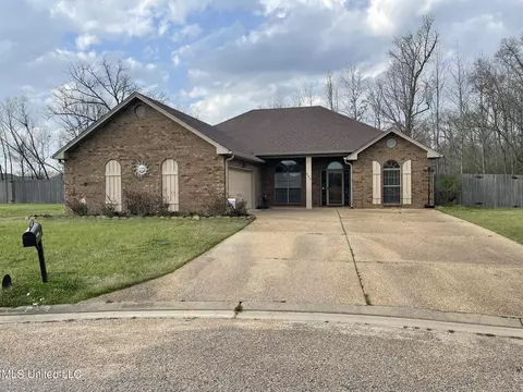 362 Mallory Dr, Byram, MS 39272