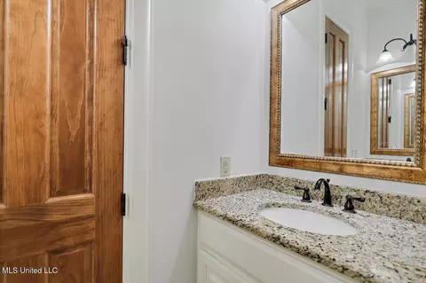 Bath - 100 Indian Creek Blvd, Flowood, MS 39232 photo 5 of 7