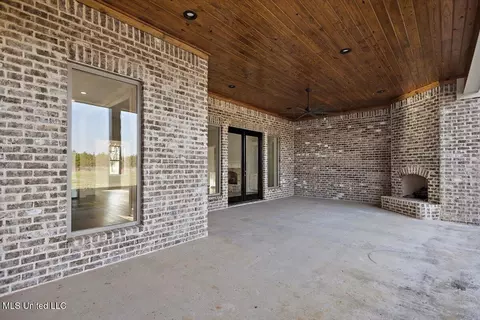 Other - 136 Meadow Oaks Ln, Jackson, MS 39209 photo 14 of 17