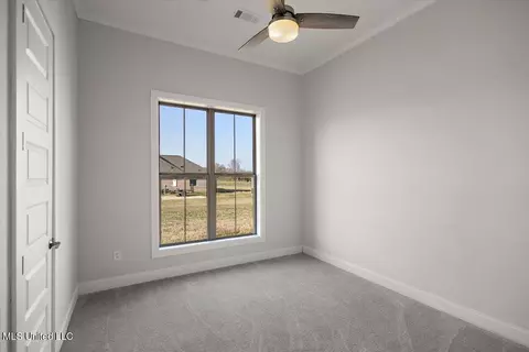 Bedroom - 136 Meadow Oaks Ln, Jackson, MS 39209 photo 2 of 4