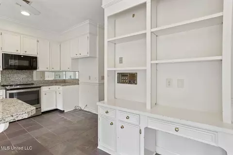 2151 Sheffield Dr, Jackson, MS 39211 photo 9