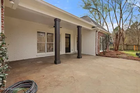 Exterior - 107 Misty Cv, Madison, MS 39110 photo 3 of 6