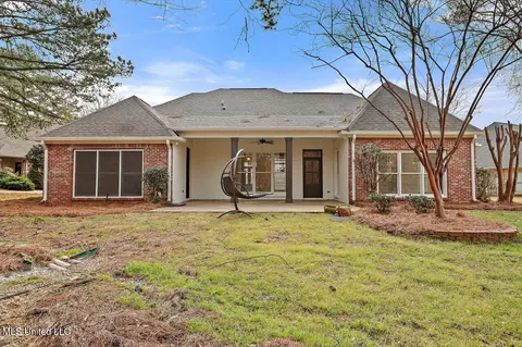 Exterior - 107 Misty Cv, Madison, MS 39110 photo 4 of 6
