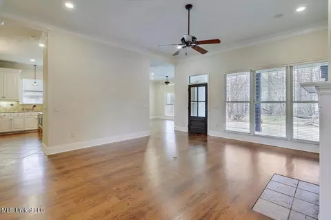Living - 107 Misty Cv, Madison, MS 39110 photo 1 of 4