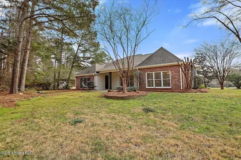 Exterior - 107 Misty Cv, Madison, MS 39110 photo 5 of 6