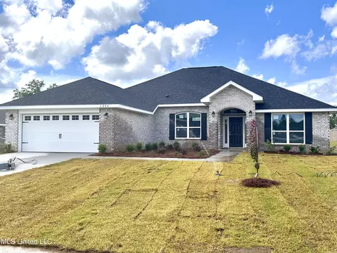6204 Saphire Ln, Biloxi, MS 39532
