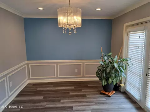 Dining - 44 Park Crest Pl #44, Jackson, MS 39211 photo 1 of 1