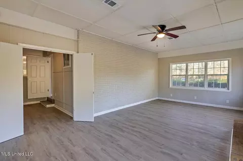 Living - 753 E Simpson Highway 28, Magee, MS 39111 photo 7 of 7