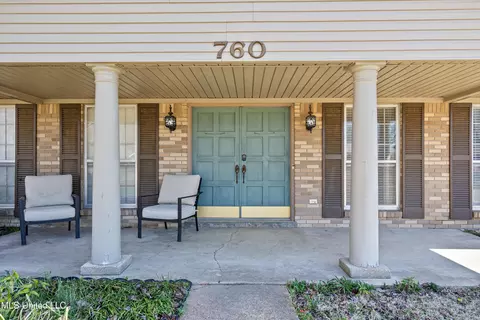 760 Hickory Dr, Grenada, MS 38901 photo 3
