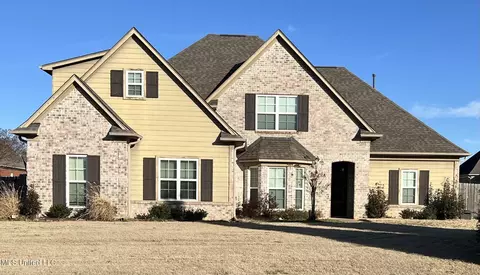 3730 SW Buck Run Dr, Southaven, MS 38672