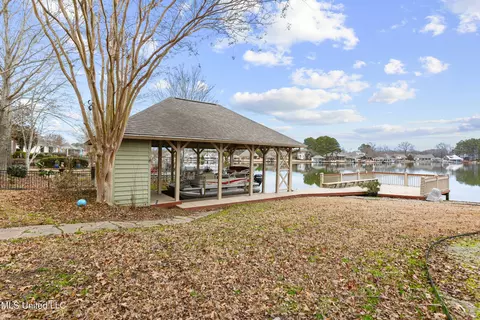 Exterior - 144 Northshore Way, Madison, MS 39110 photo 2 of 13