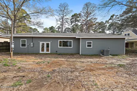 Exterior - 901 Post Rd, Clinton, MS 39056 photo 2 of 6