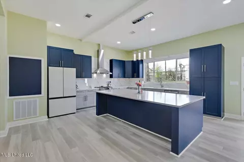 Kitchen - 901 Post Rd, Clinton, MS 39056 photo 1 of 5