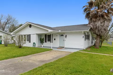 28 31st St, Gulfport, MS 39507