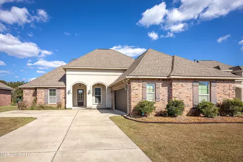 13326 Marys Way, Biloxi, MS 39532