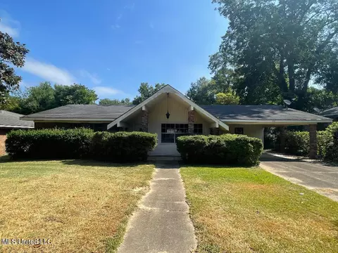 112 Brookfield Dr, Natchez, MS 39120