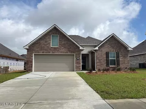 15389 Murphy St, Gulfport, MS 39503
