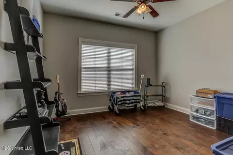 Bedroom - 4151 Bakersfield Dr, Nesbit, MS 38651 photo 3 of 8