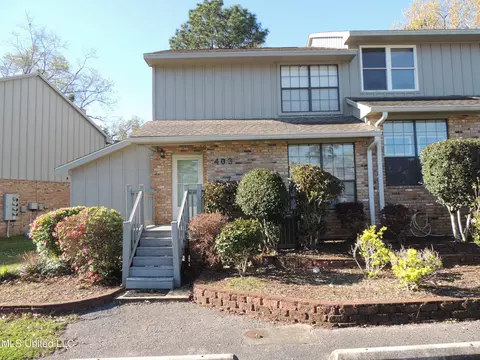 403 Highpoint Dr, Diamondhead, MS 39525
