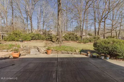 Exterior - 124 Richmond Dr, Brandon, MS 39042 photo 5 of 5