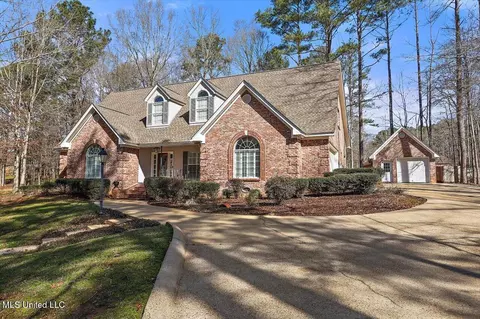 Exterior - 1120 Pointe Cv, Brandon, MS 39042 photo 2 of 9