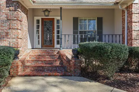 Exterior - 1120 Pointe Cv, Brandon, MS 39042 photo 3 of 9