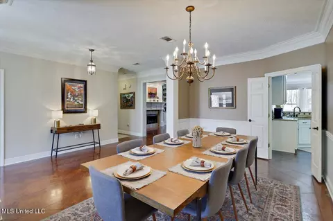 Dining - 1120 Pointe Cv, Brandon, MS 39042 photo 2 of 2