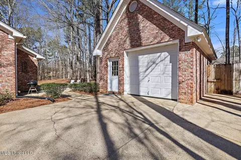 Exterior - 1120 Pointe Cv, Brandon, MS 39042 photo 4 of 9