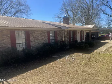 2783 NW James Dr, Wesson, MS 39191