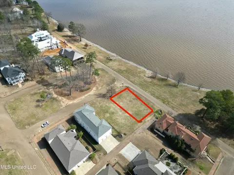 100 W Florida Blvd, Madison, MS 39110