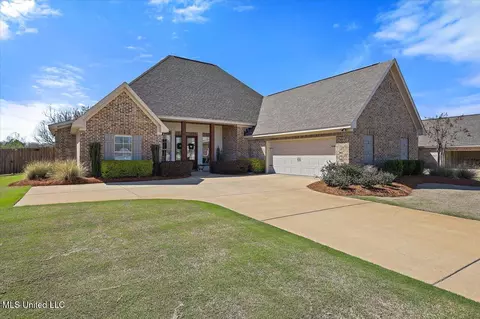 247 Richmond Pointe Way, Richland, MS 39218