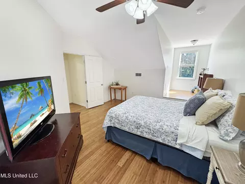 515 N Forest Ave, Long Beach, MS 39560 photo 33