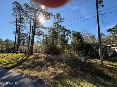 5727 Alkii Way, Diamondhead, MS 39525 photo 1