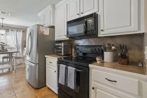 664 Parker Pl, Brandon, MS 39042 photo 11