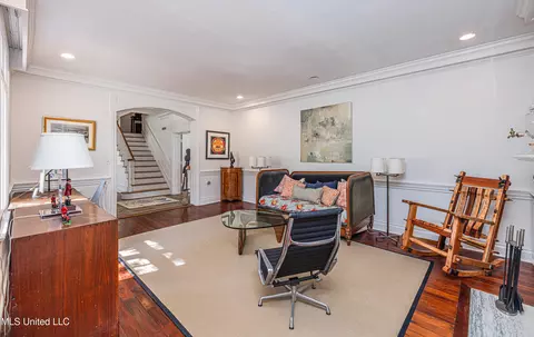 Living - 1616 Eastover Dr, Jackson, MS 39211 photo 3 of 6