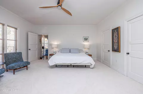 Bedroom - 1616 Eastover Dr, Jackson, MS 39211 photo 2 of 11