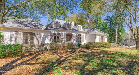 Exterior - 1616 Eastover Dr, Jackson, MS 39211 photo 3 of 18