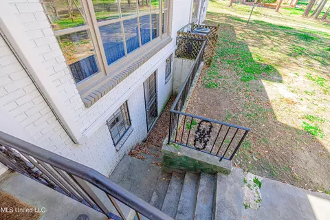Exterior - 1616 Eastover Dr, Jackson, MS 39211 photo 18 of 18