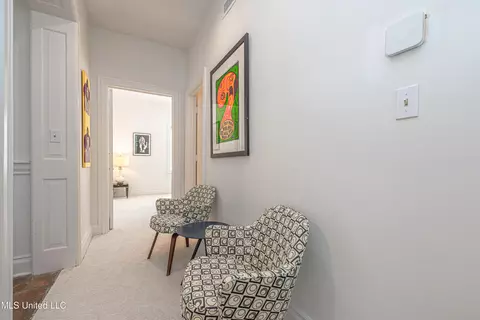 Entry Way - 1616 Eastover Dr, Jackson, MS 39211 photo 6 of 9