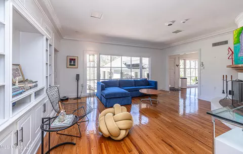 Living - 1616 Eastover Dr, Jackson, MS 39211 photo 6 of 6