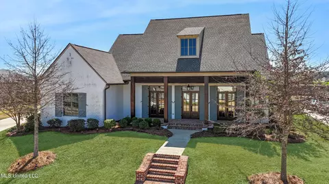 342 Lake Village Dr, Madison, MS 39110