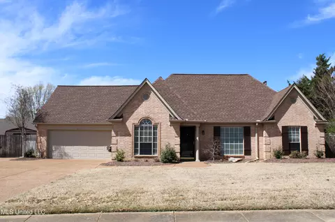 9117 Champlain Dr, Olive Branch, MS 38654