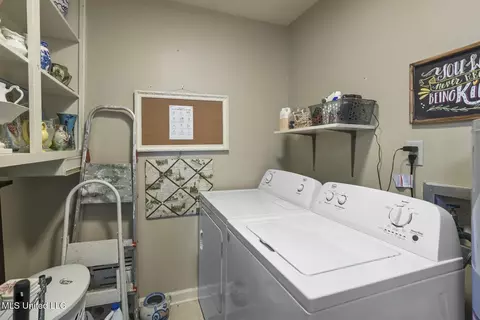 Other - 209 River Pl, Jackson, MS 39211 photo 2 of 3