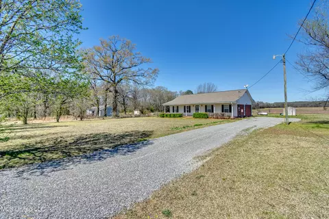 411 Parker Rd, Pelahatchie, MS 39145