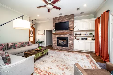 162 Regatta Dr, Brandon, MS 39047 photo 4