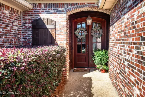 162 Regatta Dr, Brandon, MS 39047 photo 3