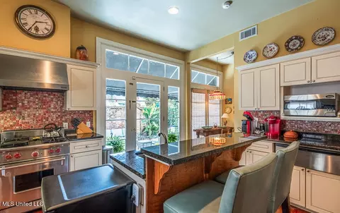 Kitchen - 706 State St, Natchez, MS 39120 photo 3 of 5