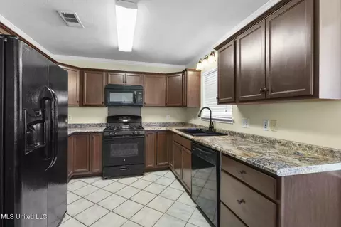 1002 Windmill Dr, Byram, MS 39272 photo 20