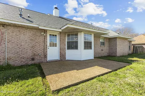 1002 Windmill Dr, Byram, MS 39272 photo 32